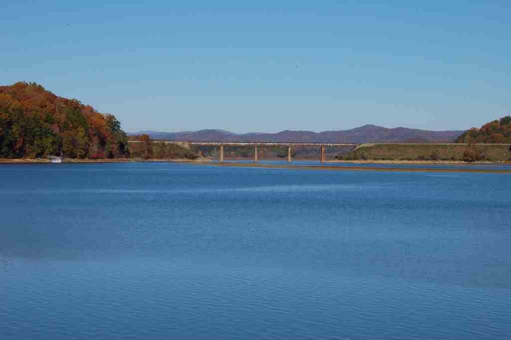 Hartwell Lake