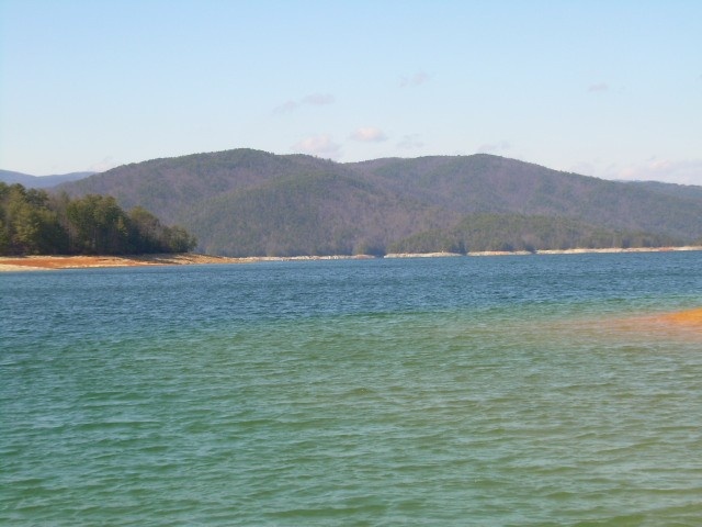 Lake Jocassee